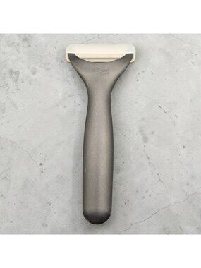 Pampered Chef Vegetable Peeler Protective Cover 6.25"x2.5" Black Stainless
